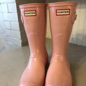 Pink Hunter boots size 8